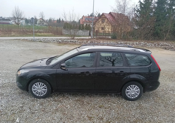 Ford Focus cena 16800 przebieg: 180000, rok produkcji 2010 z Raciąż małe 301